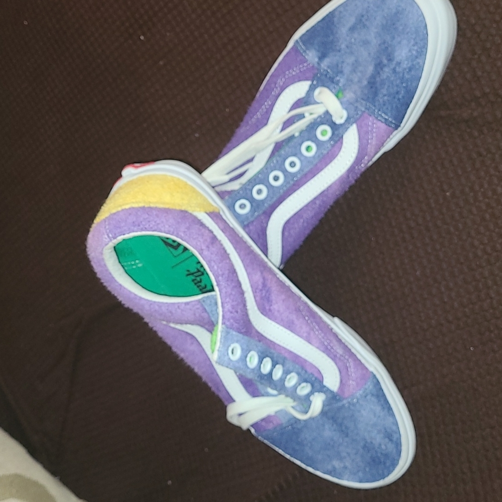 New "Anderson Paak" Vans 9mns equals 10.5 wmn